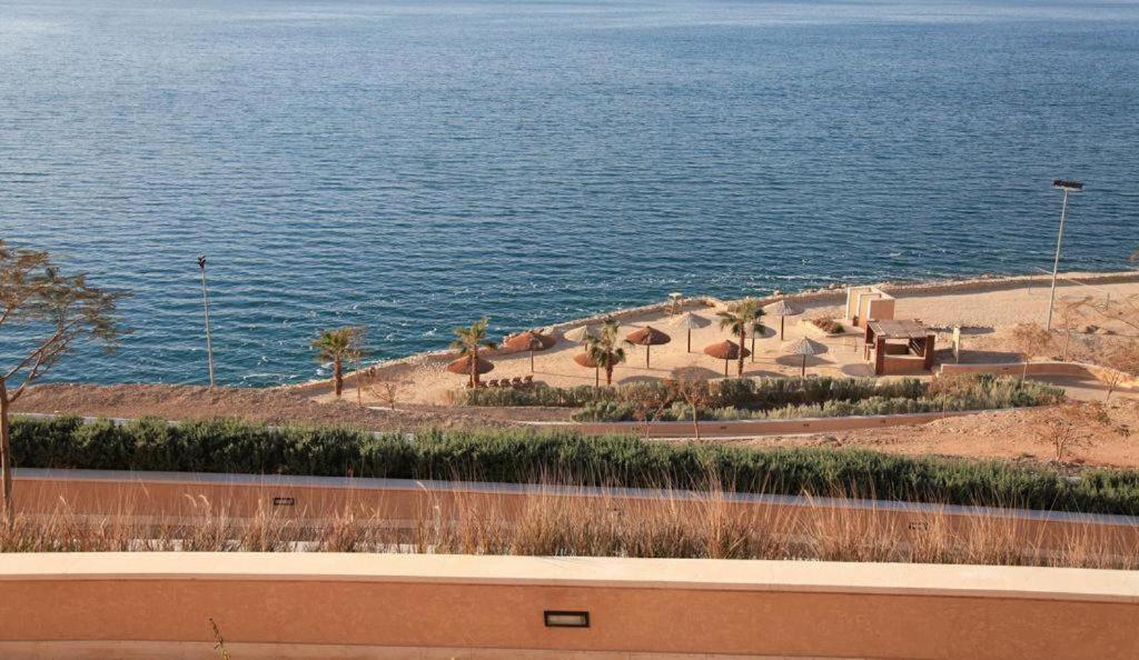 Spacious Apartments With Sea View At Samarah Resort Sweimeh エクステリア 写真