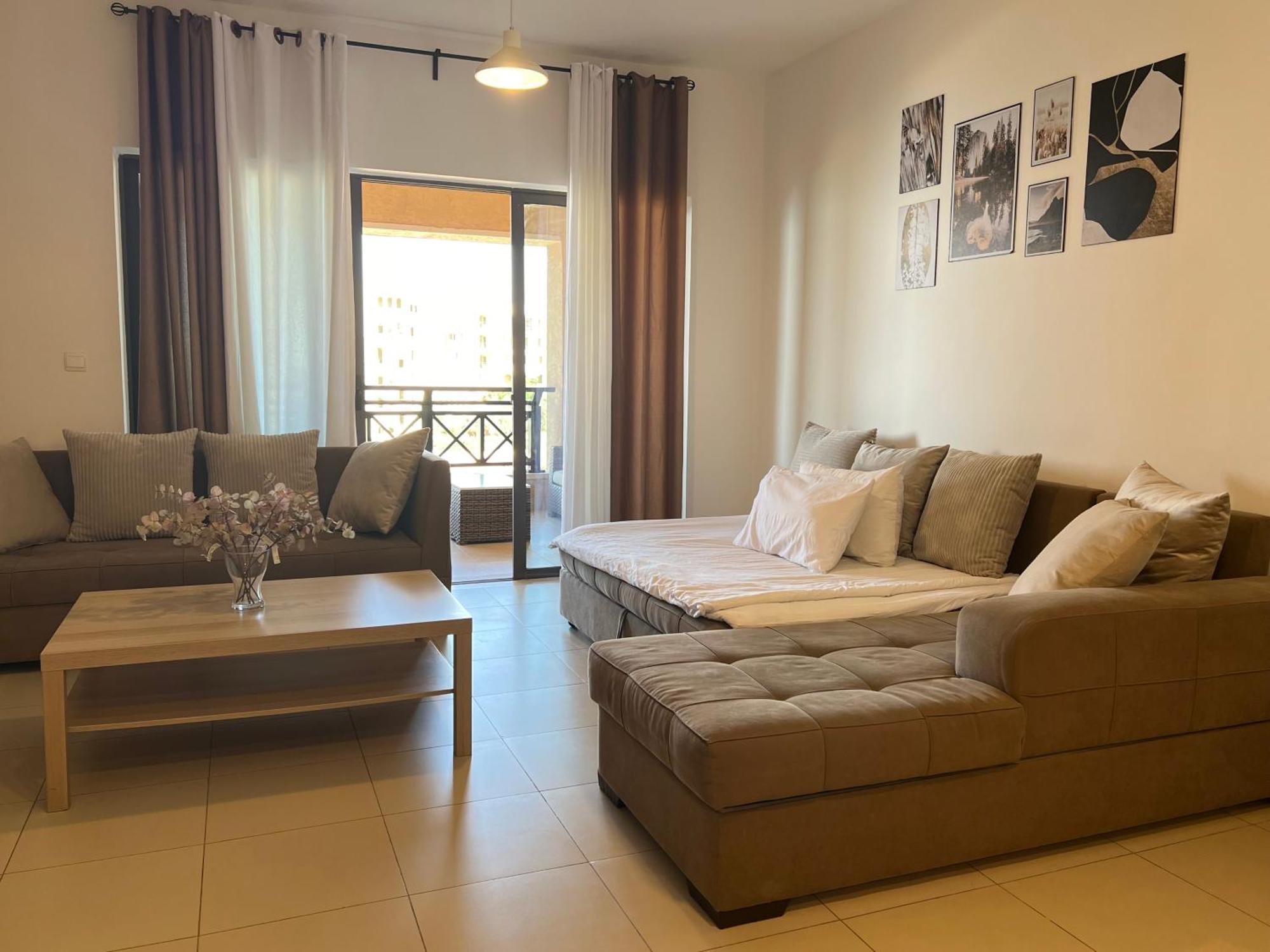 Spacious Apartments With Sea View At Samarah Resort Sweimeh エクステリア 写真