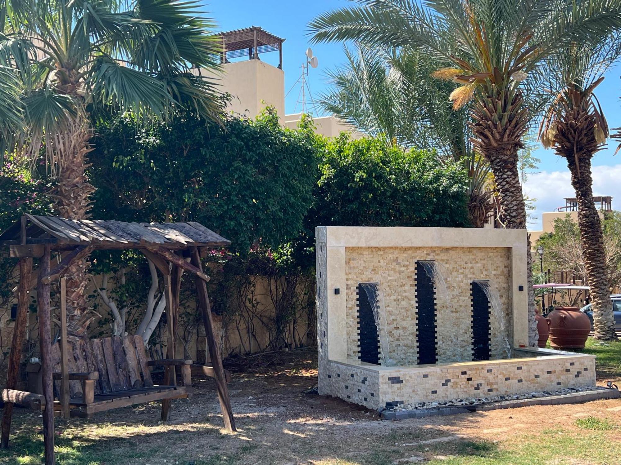 Spacious Apartments With Sea View At Samarah Resort Sweimeh エクステリア 写真