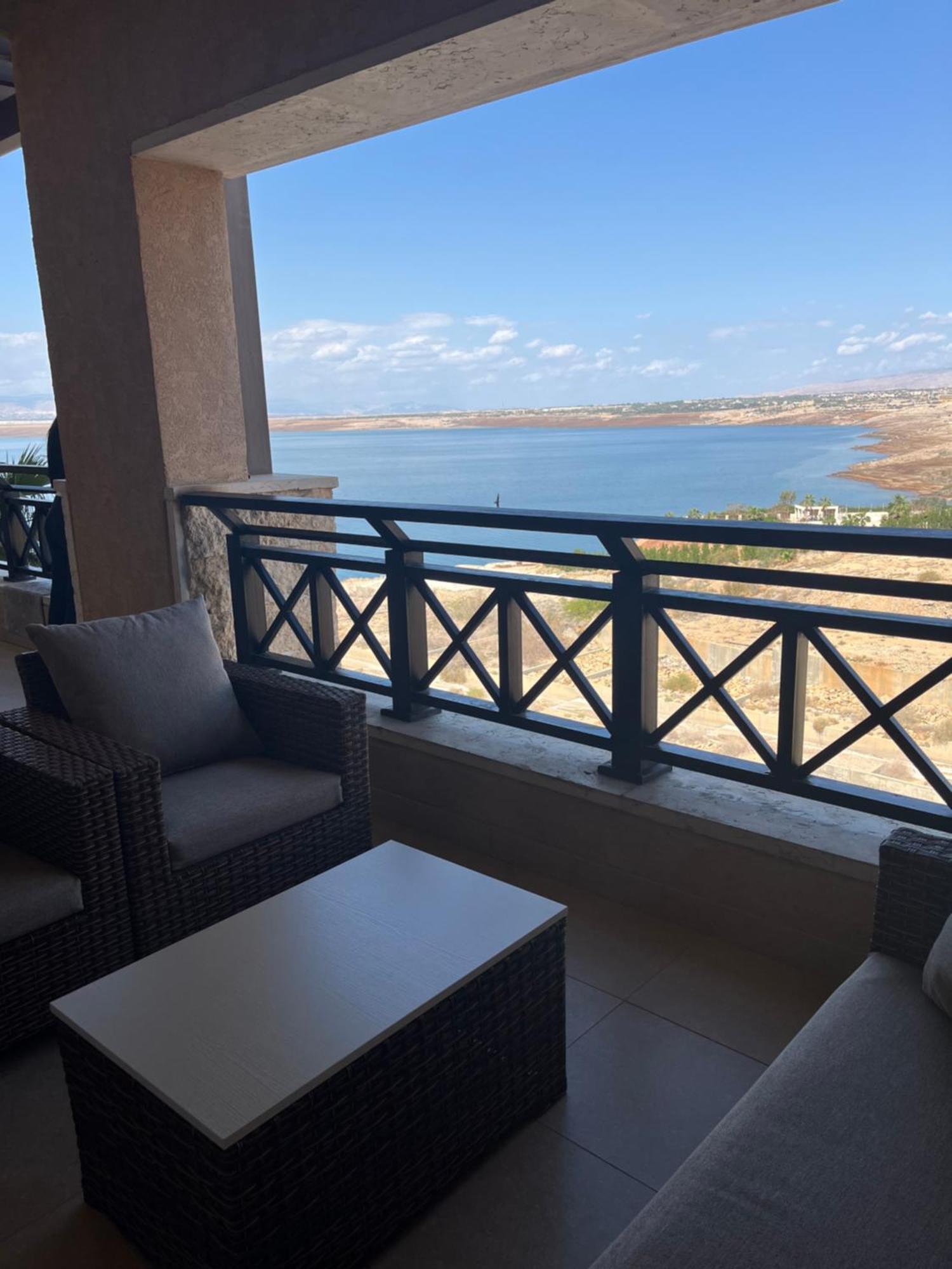 Spacious Apartments With Sea View At Samarah Resort Sweimeh エクステリア 写真